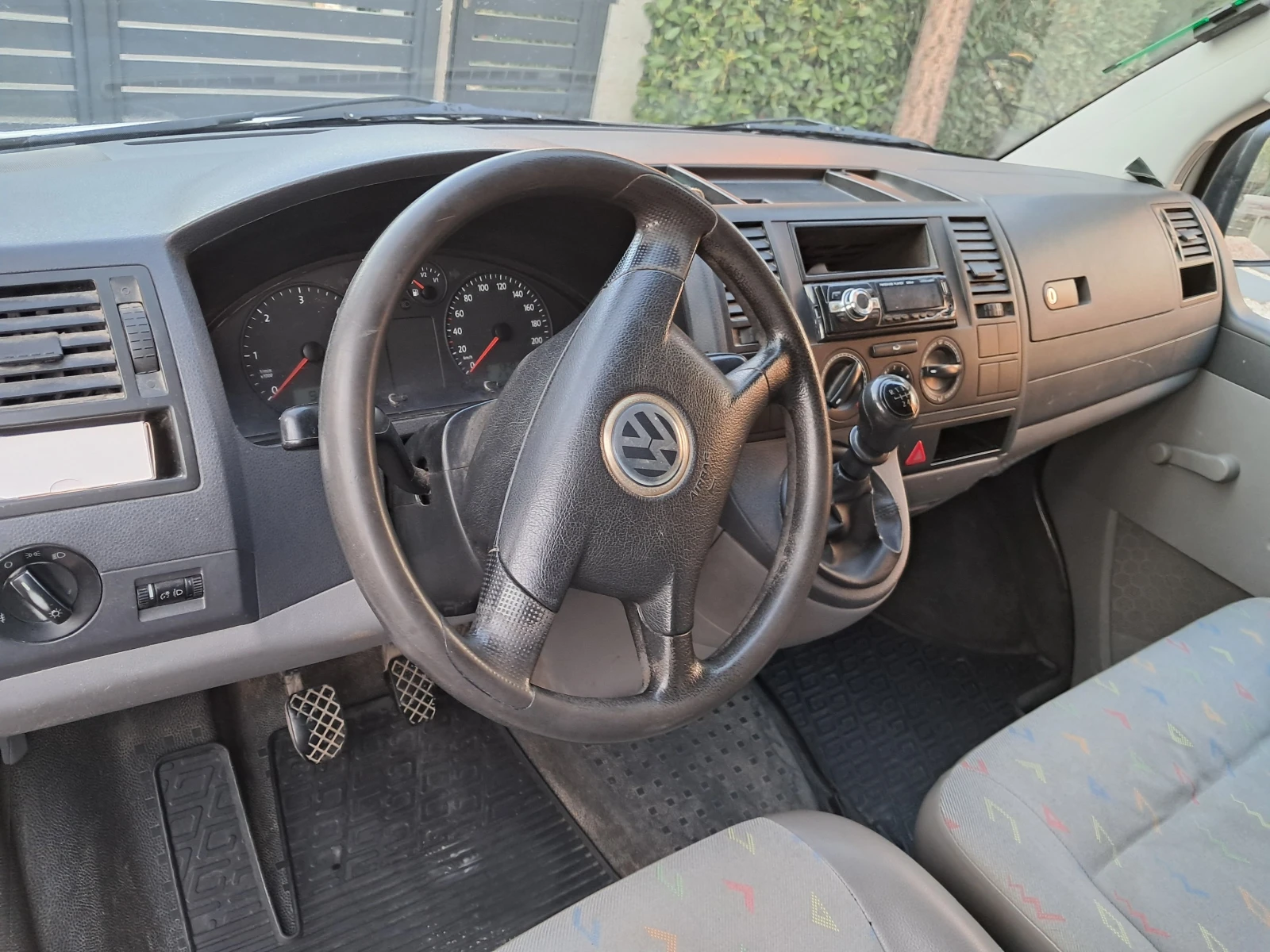 VW Transporter T5-216000 км., снимка 8 - Бусове и автобуси - 55639886
