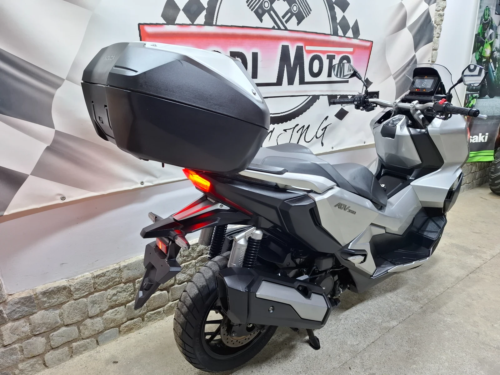 Honda X-ADV 350i | Mobile.bg   13