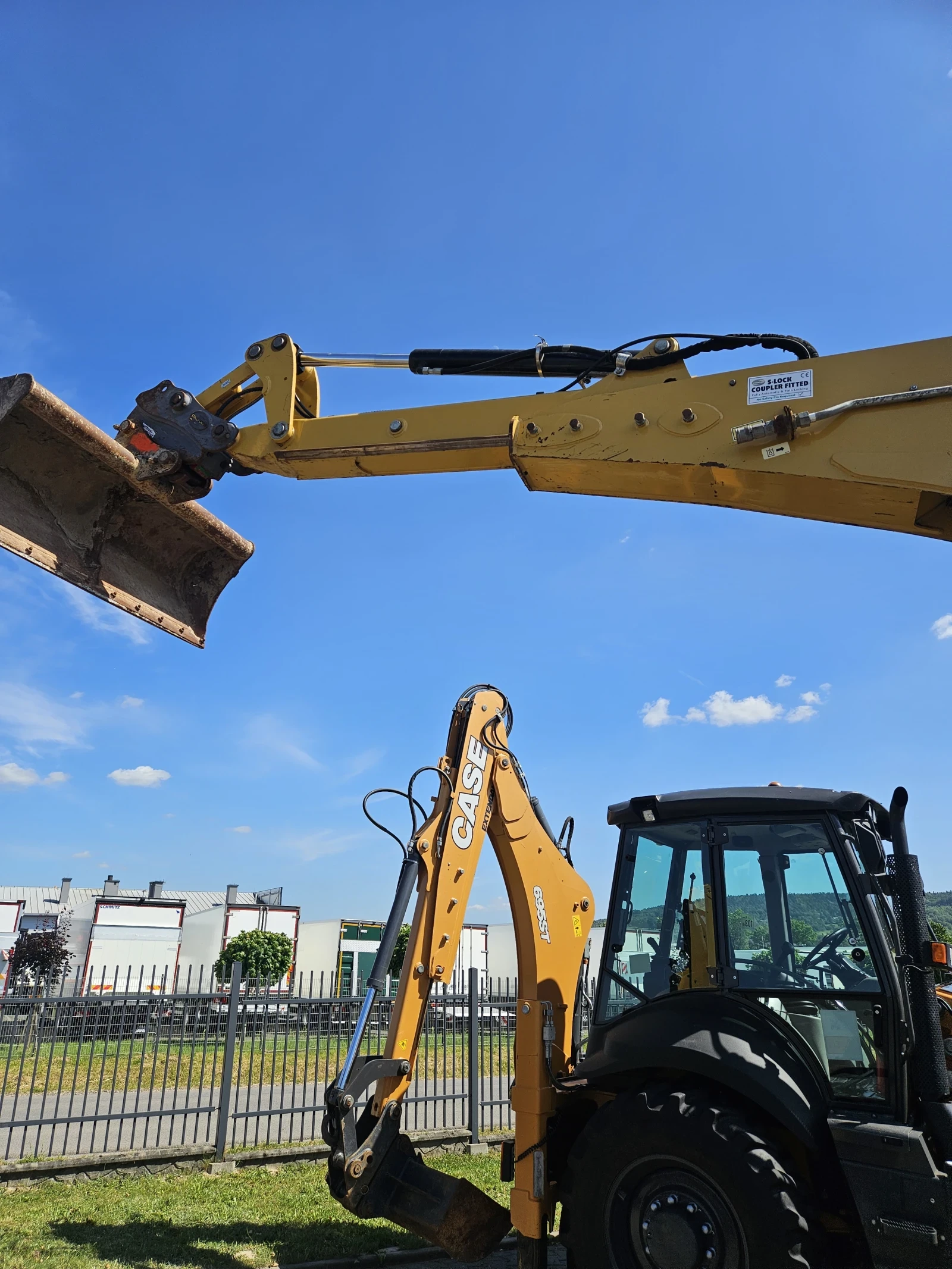 Багер Caterpillar 432f2 - изображение 3