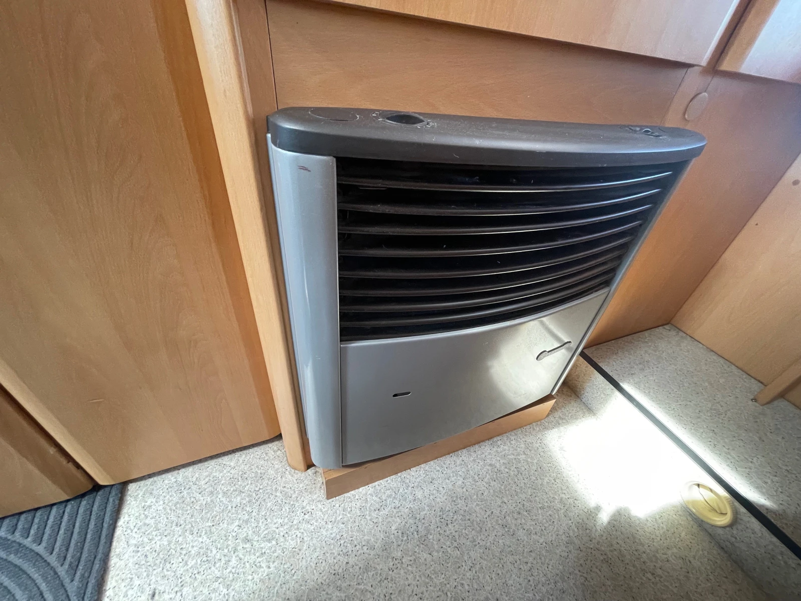 ������ HYMER / ERIBA 2, 8 TDI SWING | Mobile.bg � ����������� 14
