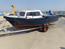 Лодка Yamaha Корморан , снимка 1 - Воден транспорт - 45680240