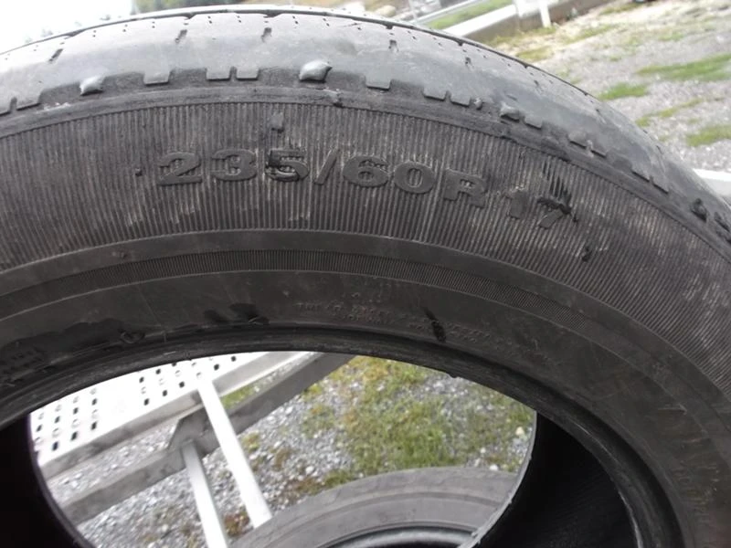 Гуми Летни 235/55R17, снимка 6 - Гуми и джанти - 8260319