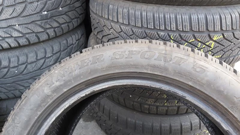 Гуми Зимни 225/50R17, снимка 5 - Гуми и джанти - 27401234