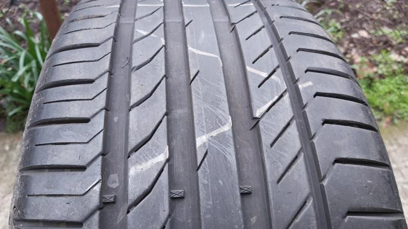 Гуми Летни 235/40R18, снимка 4 - Гуми и джанти - 27967776