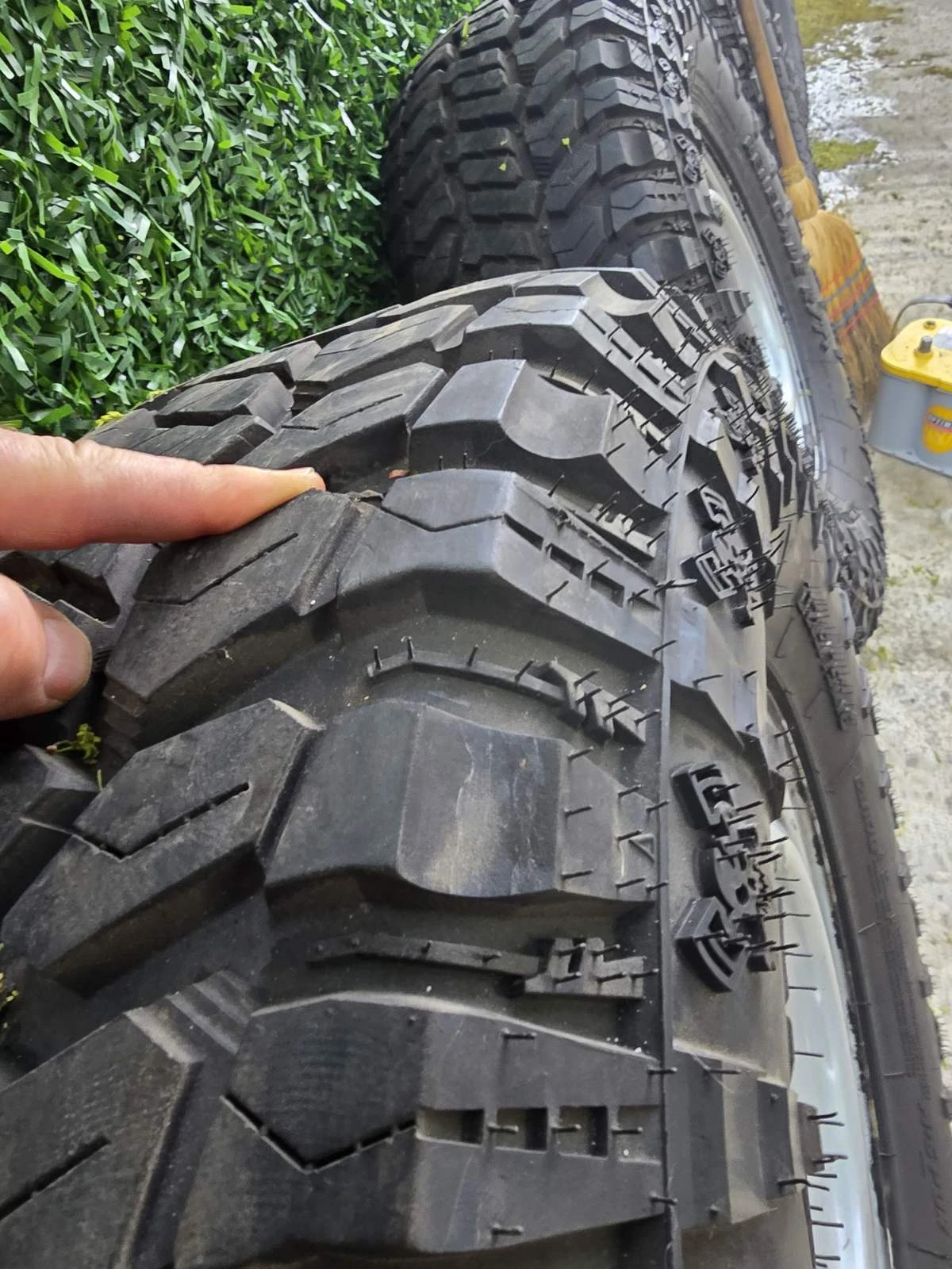 Гуми с джанти Други 285/75R16, снимка 8 - Гуми и джанти - 54543304