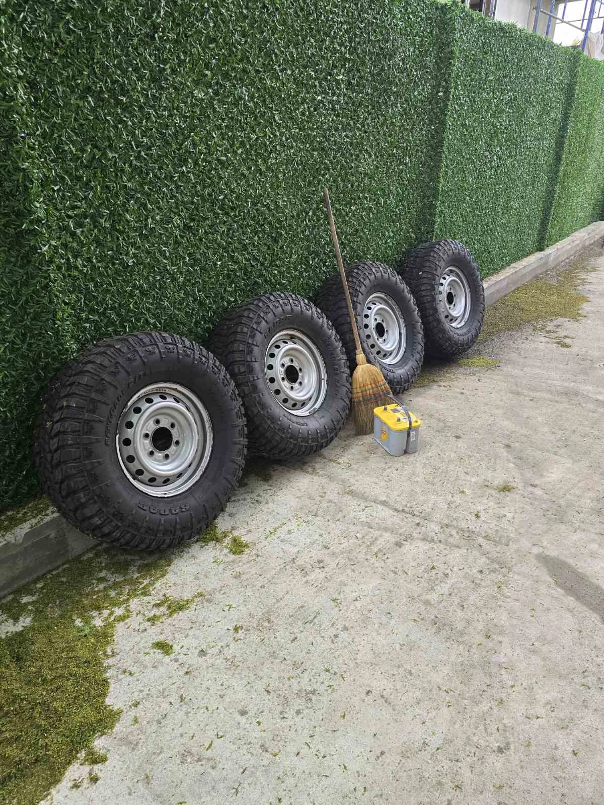 Гуми с джанти Други 285/75R16, снимка 15 - Гуми и джанти - 54543304