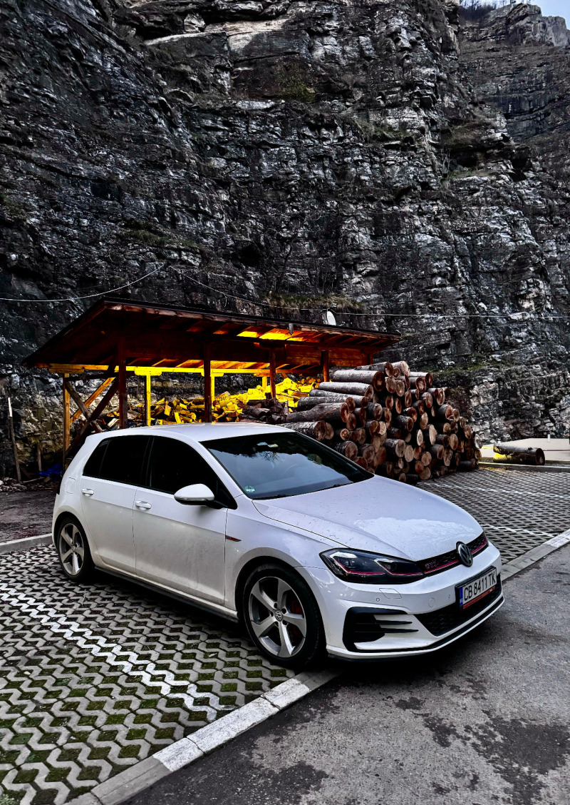 VW Golf 7.5 GTI Performance, снимка 1 - Автомобили и джипове - 45790620