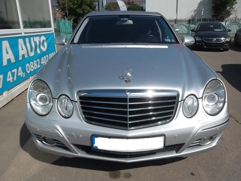 Mercedes-Benz E 320 4matic , снимка 5 - Автомобили и джипове - 46360940