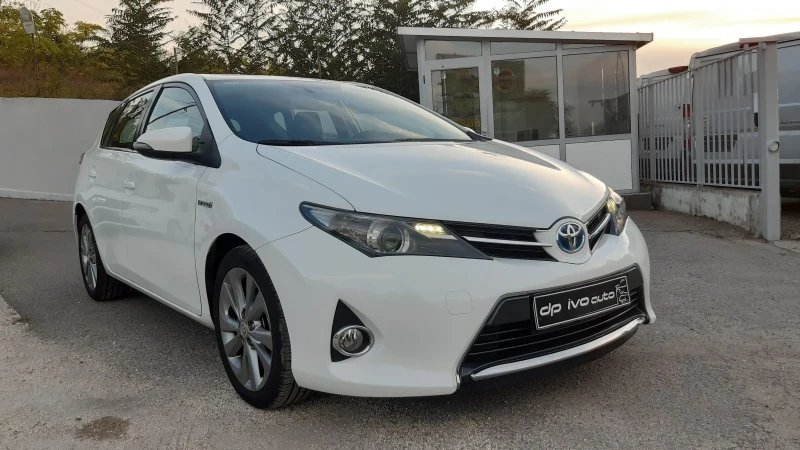 Toyota Auris HYBRID* ГАРАНЦИЯ 3 МЕСЕЦА* ОТЛИЧЕН* 4Л/100КМ, снимка 7 - Автомобили и джипове - 47197963