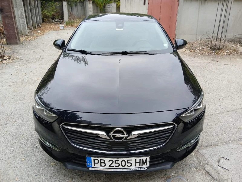 Opel Insignia Grand Sport  1.6 D, снимка 1 - Автомобили и джипове - 47544816