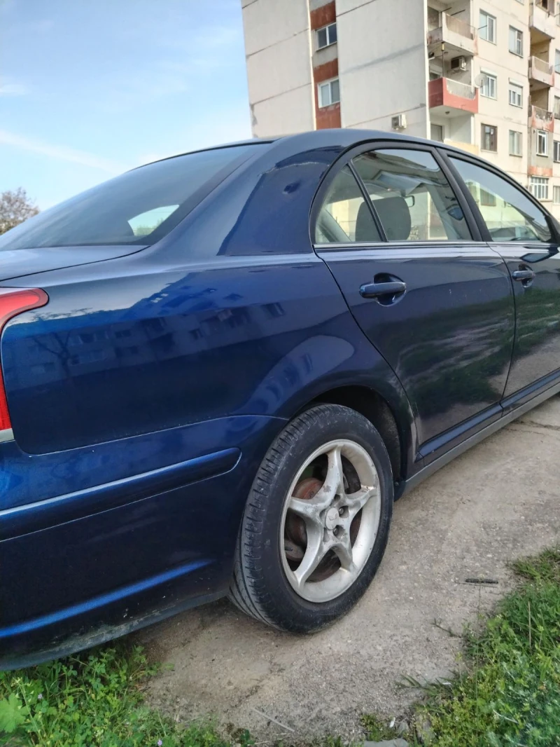 Toyota Avensis 1.8 VVT, снимка 6 - Автомобили и джипове - 52950815