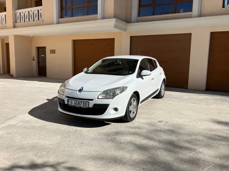 Renault Megane 1.5 DCI, снимка 2 - Автомобили и джипове - 52568435