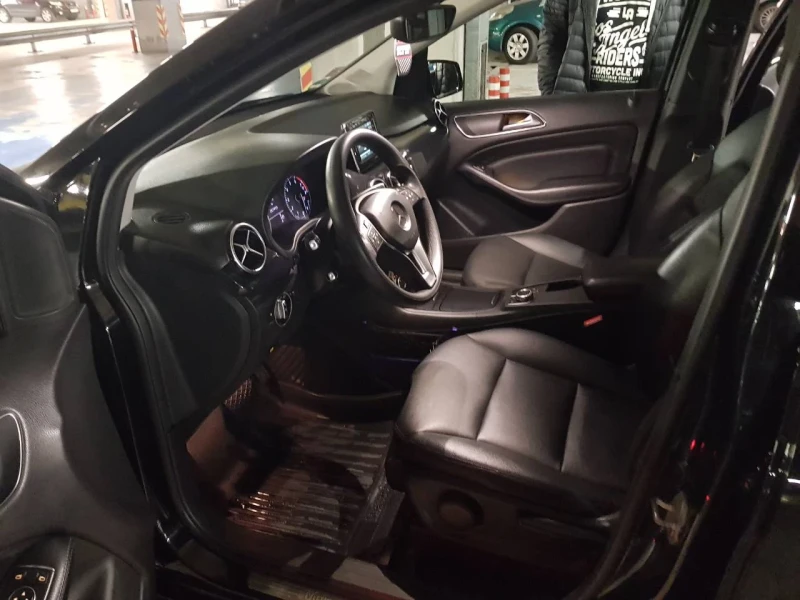 Mercedes-Benz B 200 Фабричен Метан, снимка 14 - Автомобили и джипове - 52252221