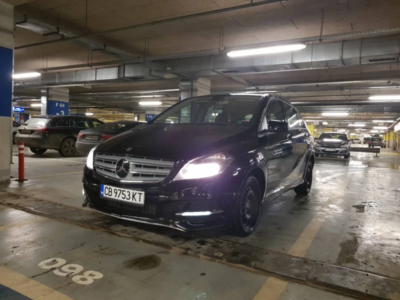 Mercedes-Benz B 200 Фабричен Метан, снимка 5 - Автомобили и джипове - 52252221