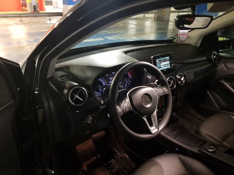 Mercedes-Benz B 200 Фабричен Метан, снимка 13 - Автомобили и джипове - 52252221