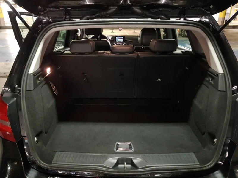 Mercedes-Benz B 200 Фабричен Метан, снимка 9 - Автомобили и джипове - 52252221