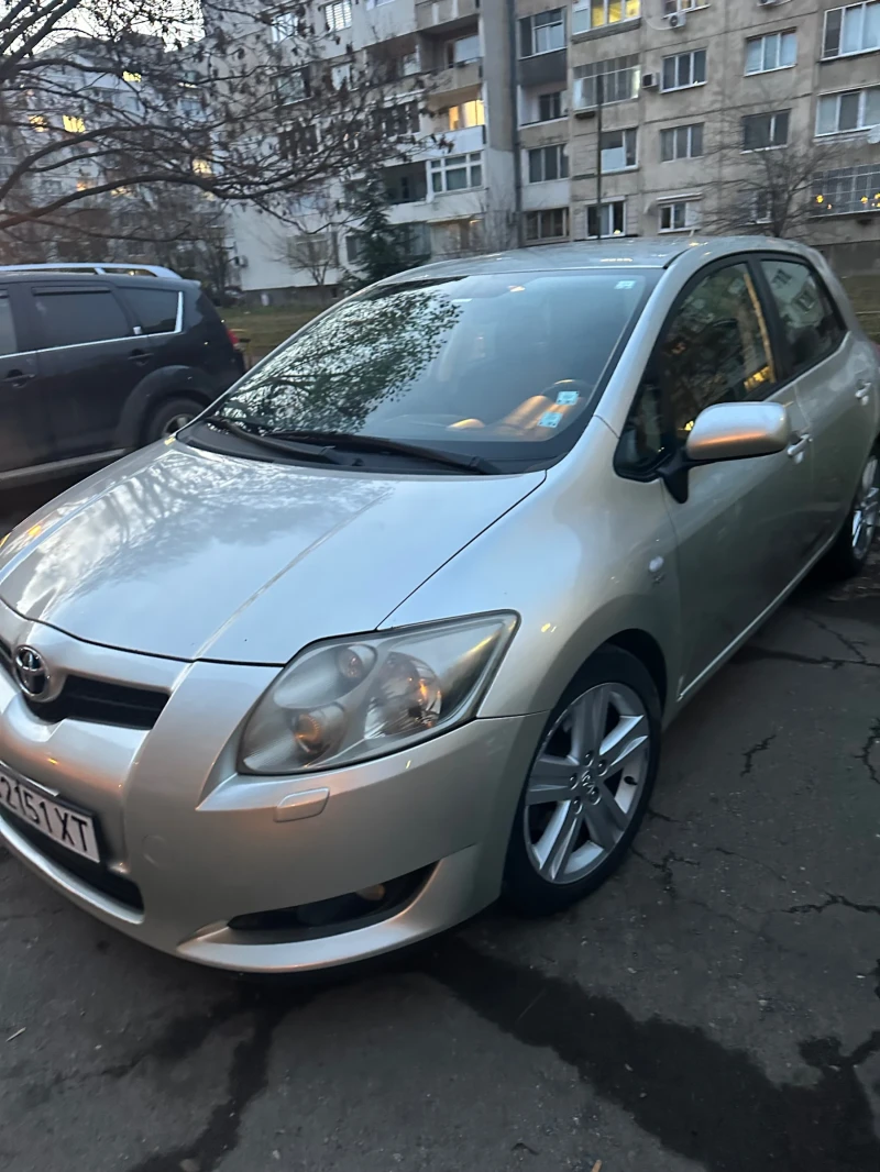 Toyota Auris, снимка 6 - Автомобили и джипове - 52258867