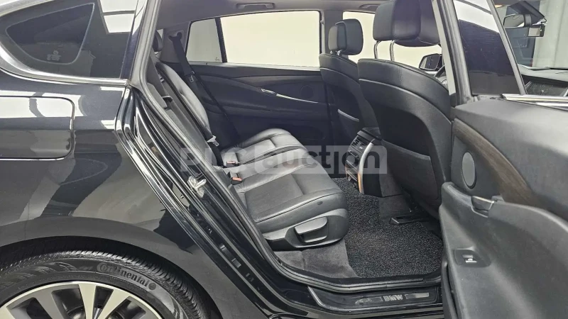 BMW 530, снимка 10 - Автомобили и джипове - 52320971