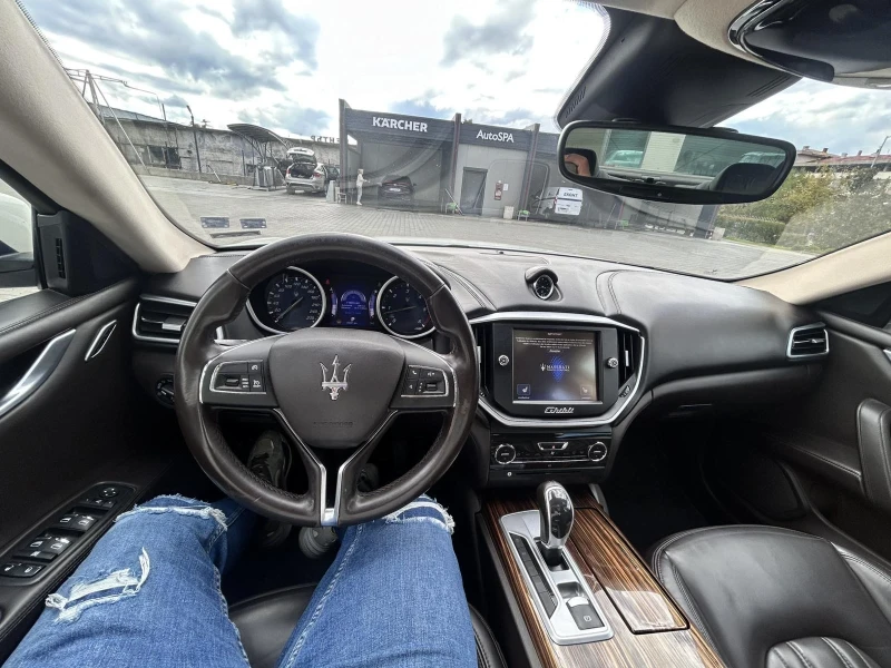 Maserati Ghibli, снимка 7 - Автомобили и джипове - 52590645