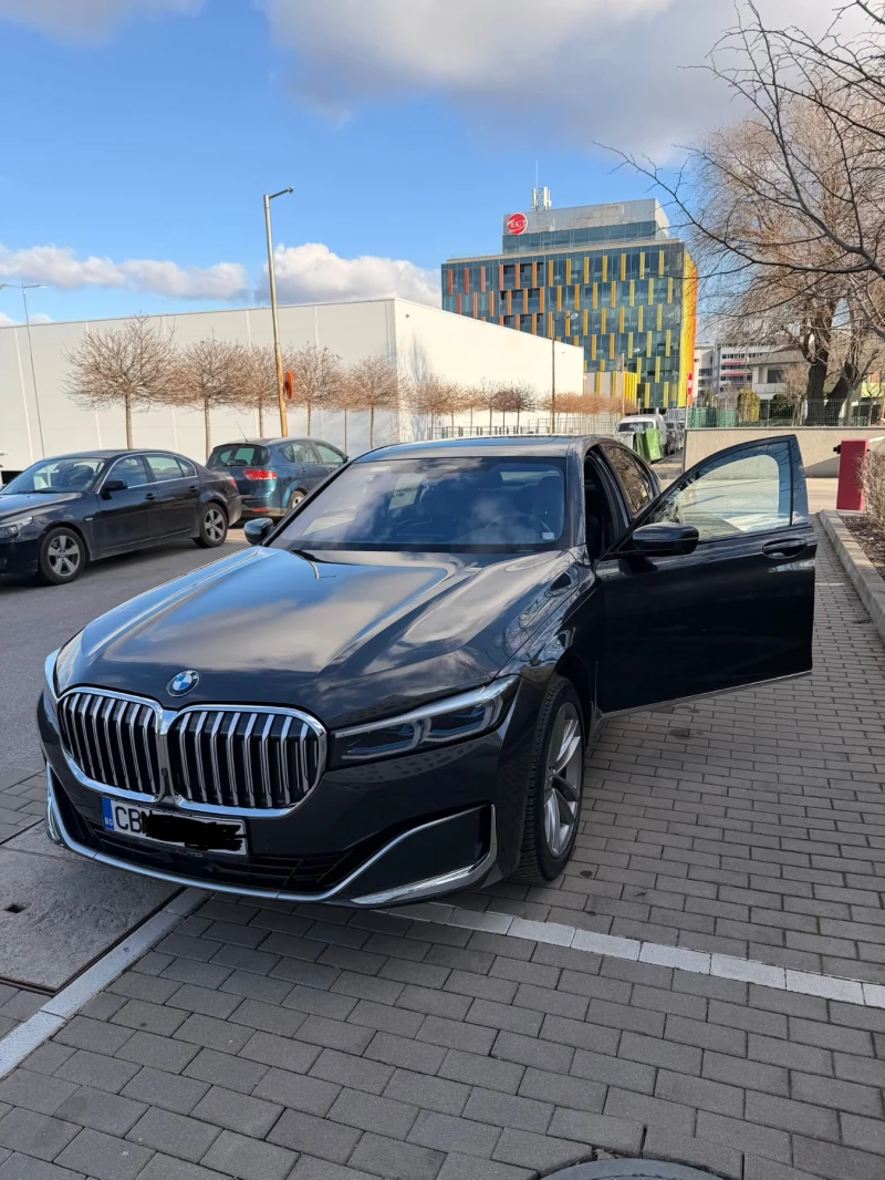 BMW 740 xDrive, снимка 3 - Автомобили и джипове - 52966485