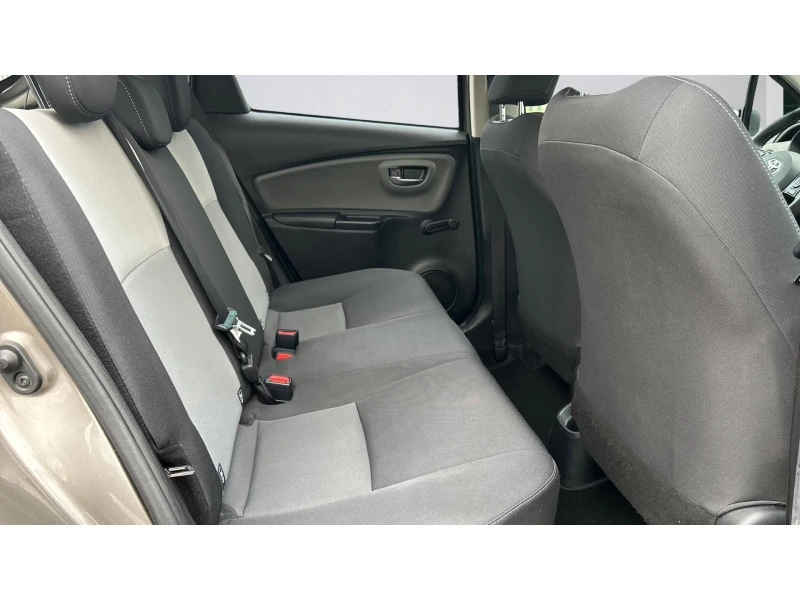 Toyota Yaris Месечна вноска от 230  , снимка 7 - Автомобили и джипове - 53151537