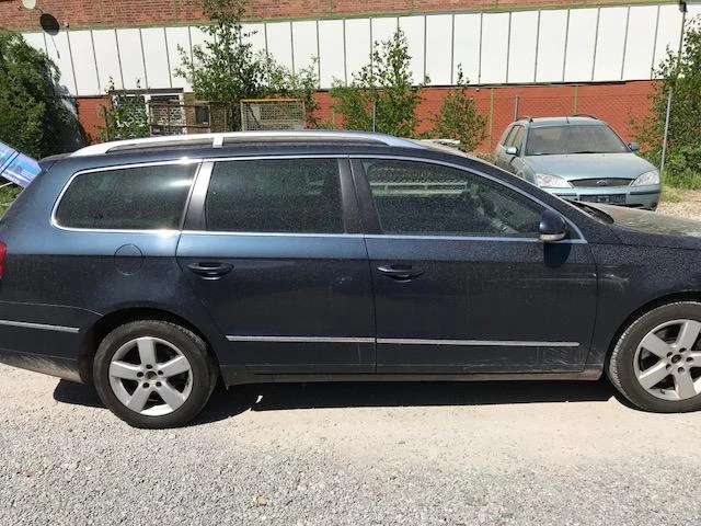 VW Passat  2.0 BMP 4MOTION, снимка 2 - Автомобили и джипове - 47290721