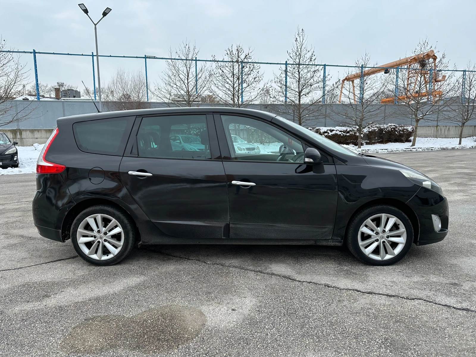 Renault Megane Scenic 7 Местен/ 131 к.с. - изображение 5