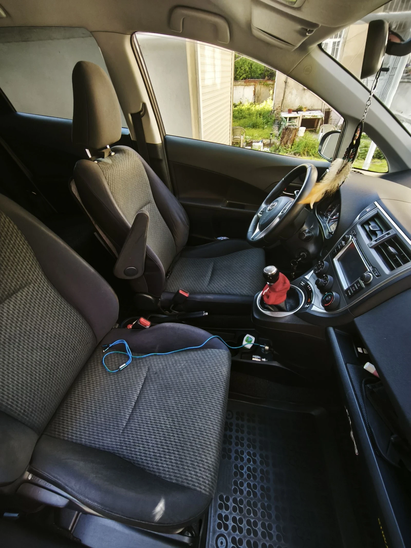Toyota Verso S  - изображение 5