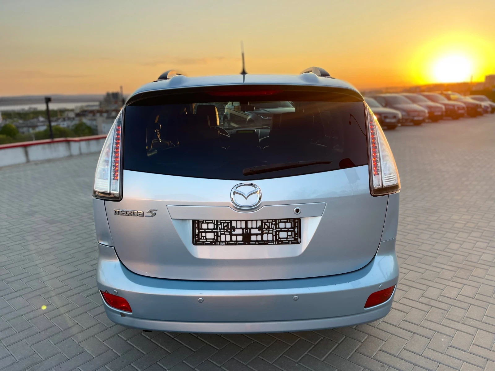 Mazda 5 Фейслифт - изображение 5