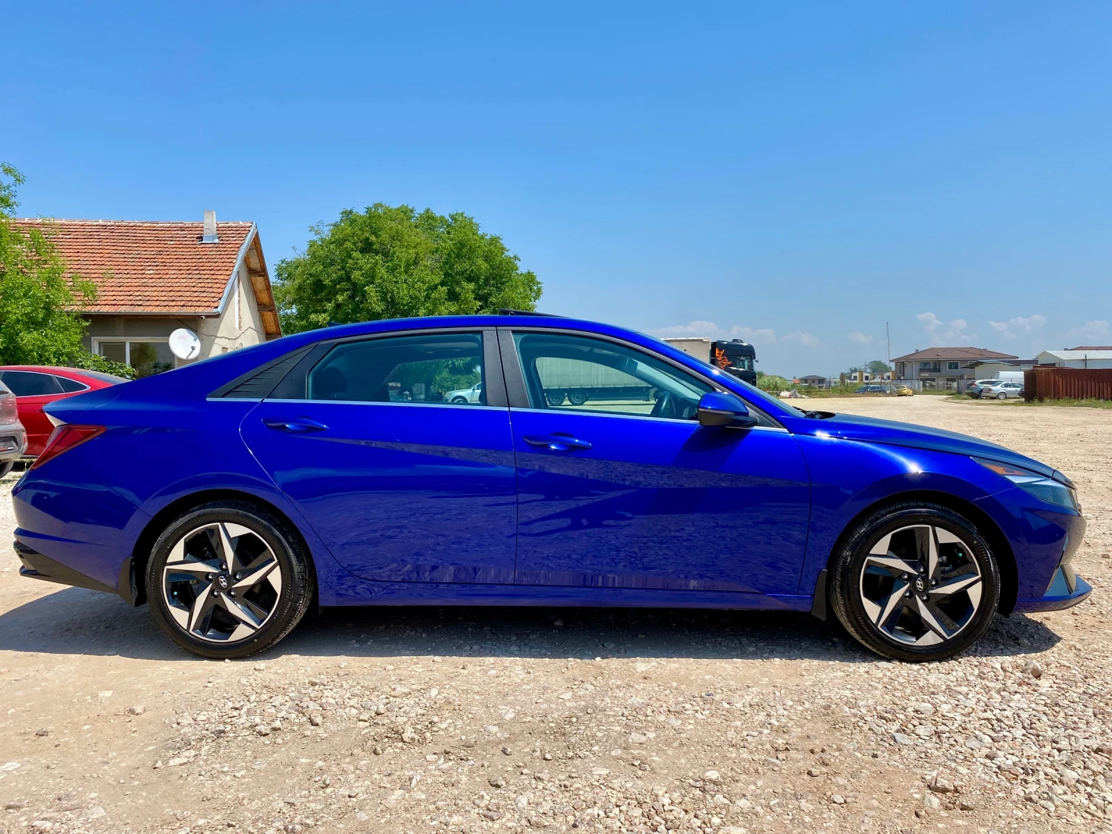 Hyundai Elantra 4 БР. Keyless, FULL, 2.0 Бензин, ДИГИТАЛ, Климатро - изображение 6