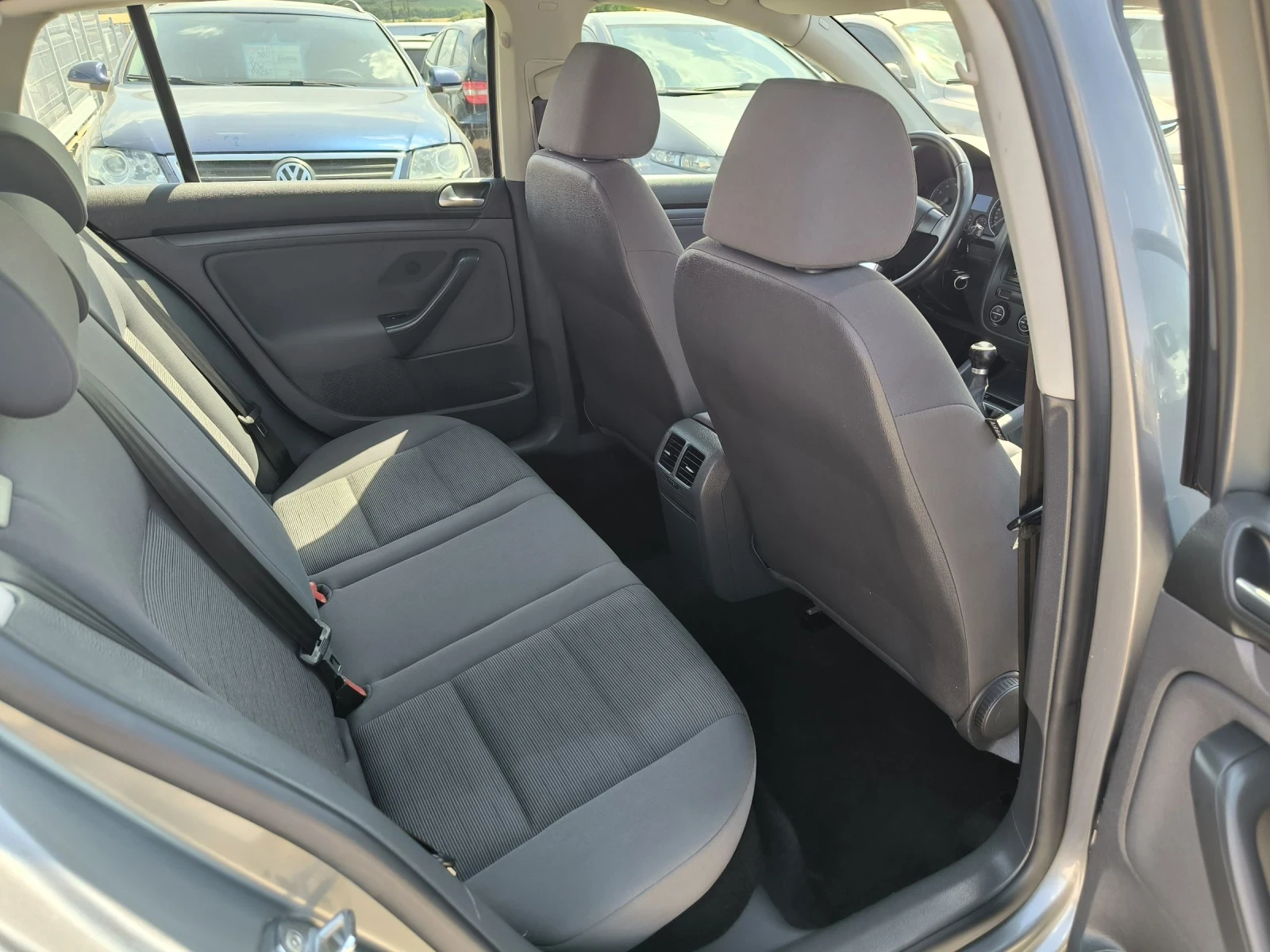 VW Golf 1.4TSI - изображение 10