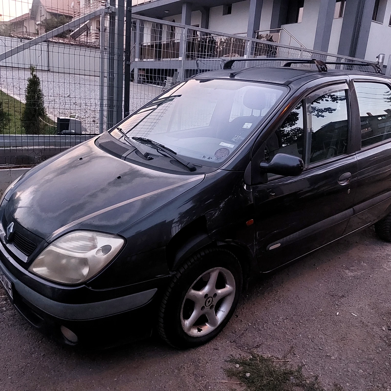 Renault Scenic  - изображение 3