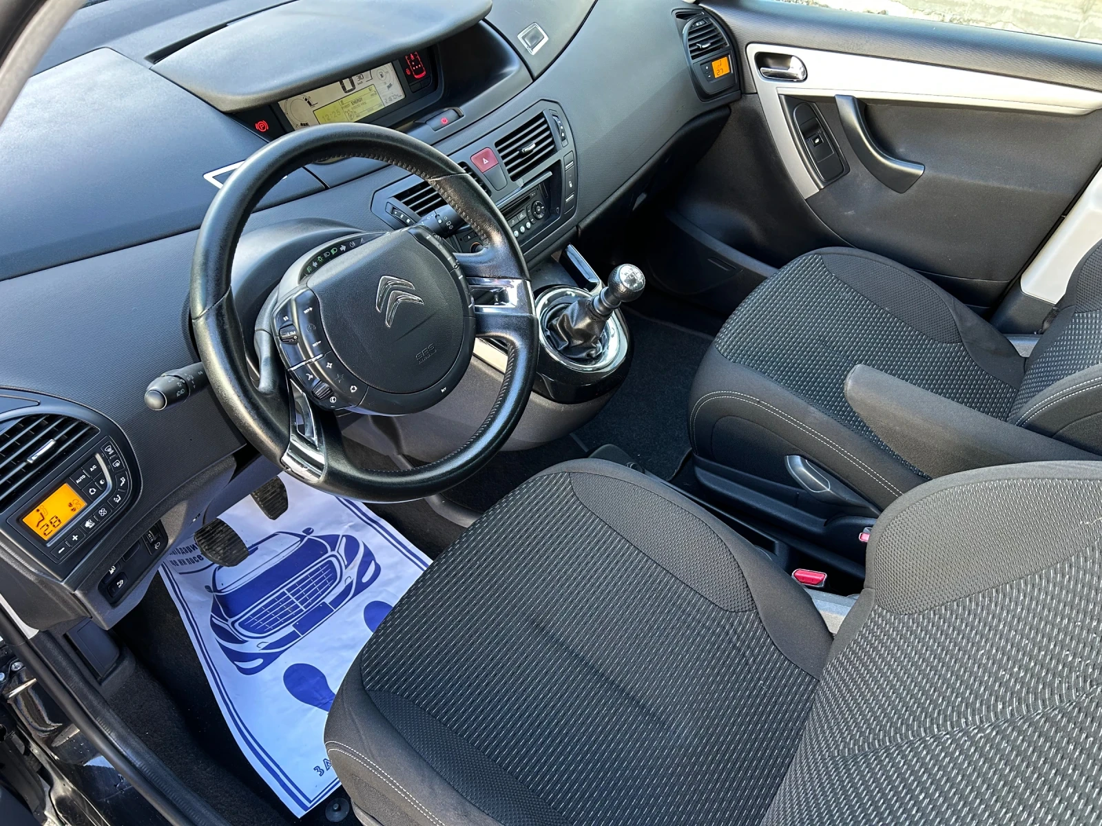 Citroen C4 Picasso 1.6E-HDi/FACELITE/7 МЕСТА/112К.С. - изображение 10