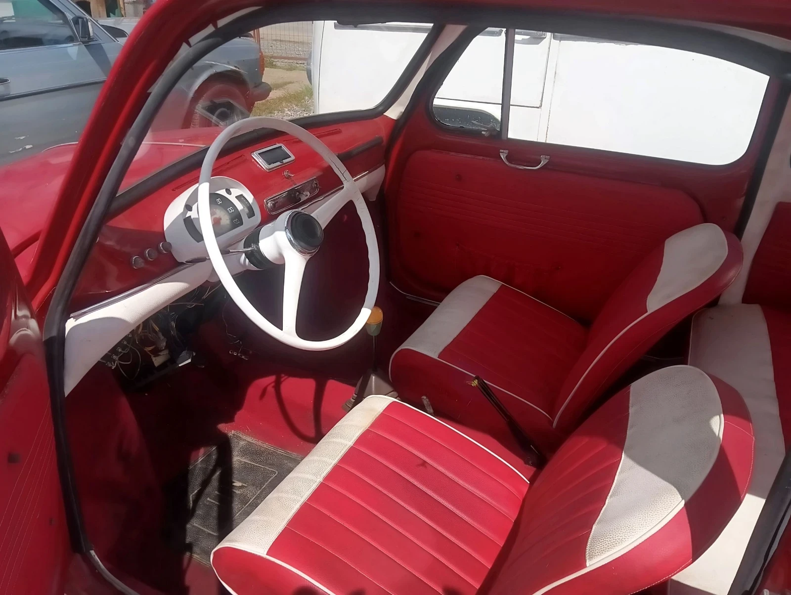 Fiat 600 Отличен със стар книжен талон и стари черни номера, снимка 5 - Автомобили и джипове - 54331484