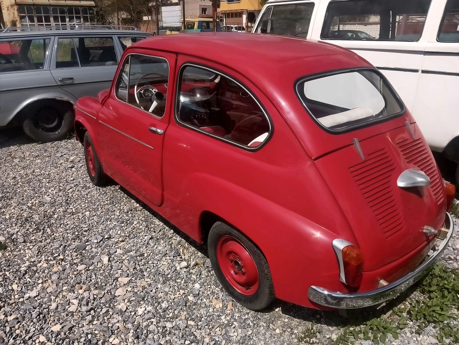 Fiat 600 Отличен със стар книжен талон и стари черни номера, снимка 4 - Автомобили и джипове - 54331484