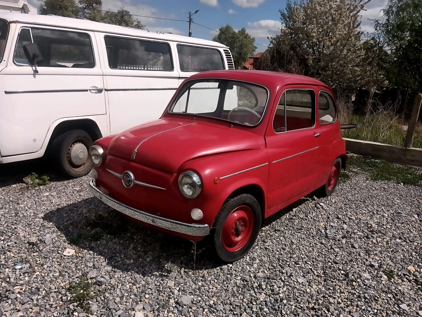 Fiat 600 Отличен със стар книжен талон и стари черни номера
