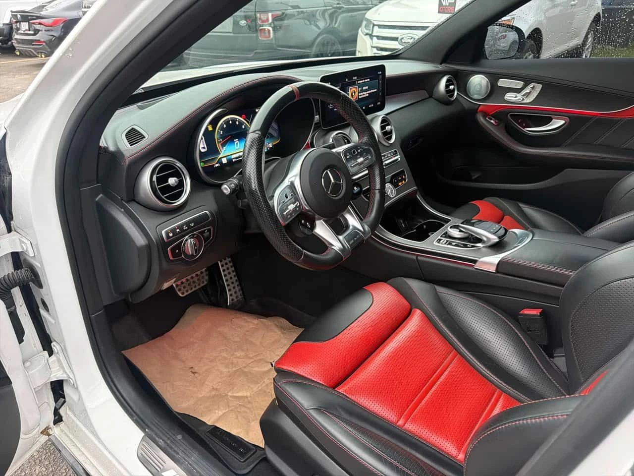 Mercedes-Benz C 63 AMG  S * 360* DISTRONIC* BUMERSTER * ПАНО * CARFAX, снимка 5 - Автомобили и джипове - 54488213