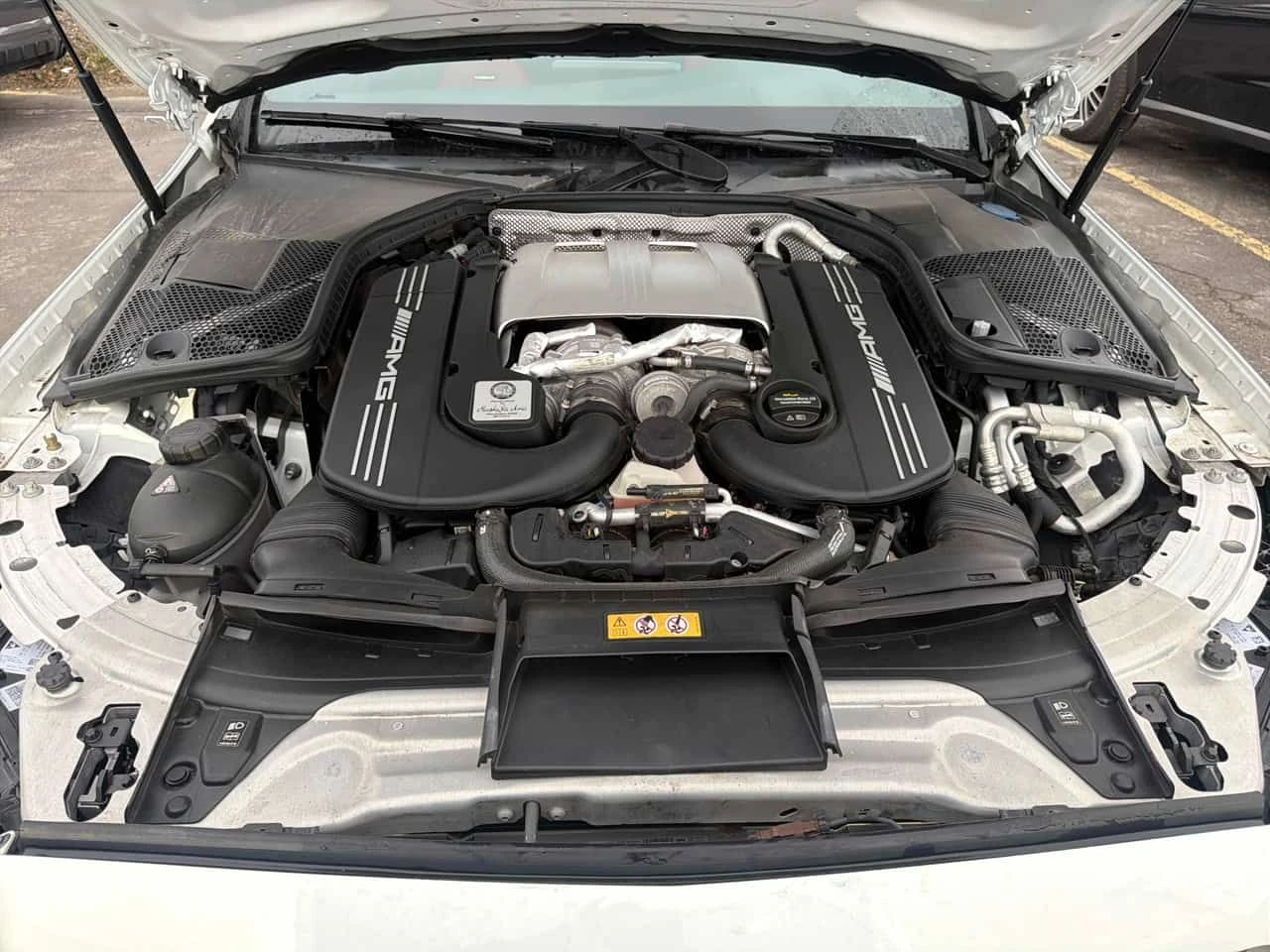 Mercedes-Benz C 63 AMG  S * 360* DISTRONIC* BUMERSTER * ПАНО * CARFAX, снимка 11 - Автомобили и джипове - 54488213