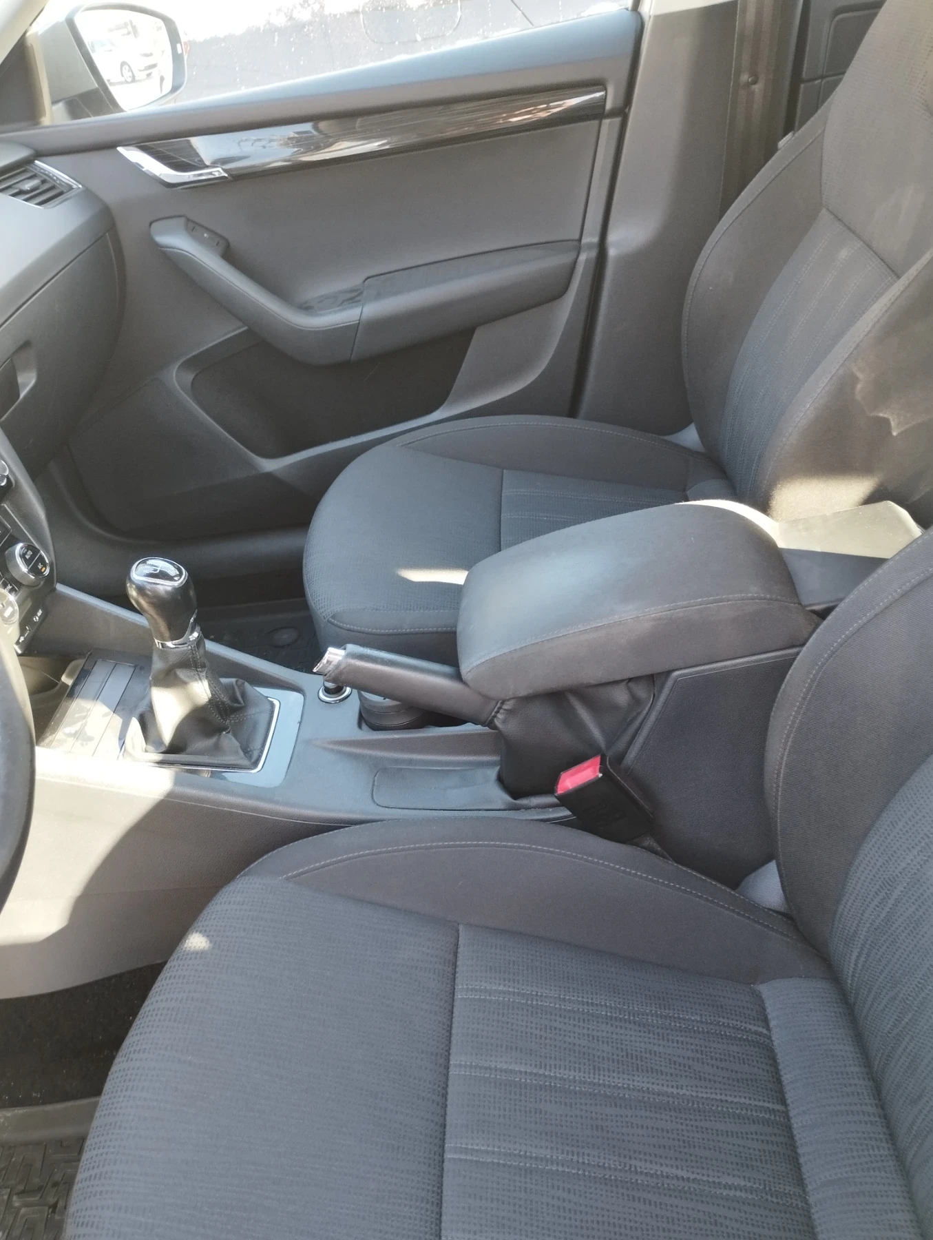 Skoda Octavia, снимка 8 - Автомобили и джипове - 54641230