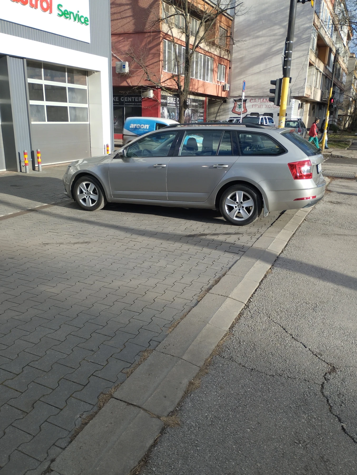 Skoda Octavia, снимка 2 - Автомобили и джипове - 54641230