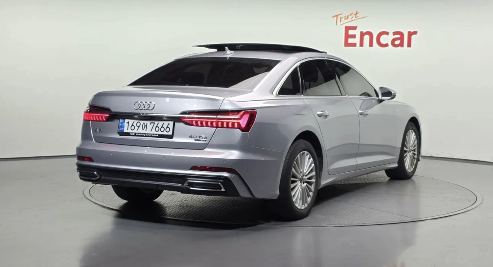 Audi A6 40 TDI QUATTRO / S LINE / ОБДУХВАНЕ / ШИБИДАХ, снимка 2 - Автомобили и джипове - 54713614