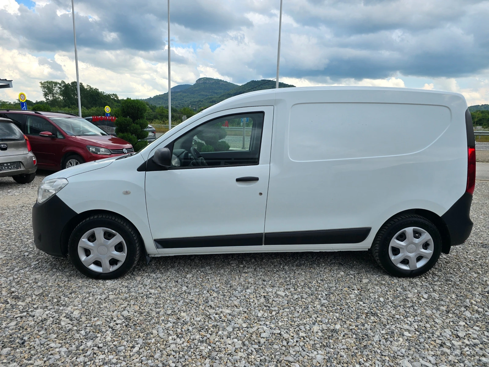 Dacia Dokker 1, 5 DCI КЛИМАТИК !! НОВ ВНОС !!!, снимка 2 - Автомобили и джипове - 54806959