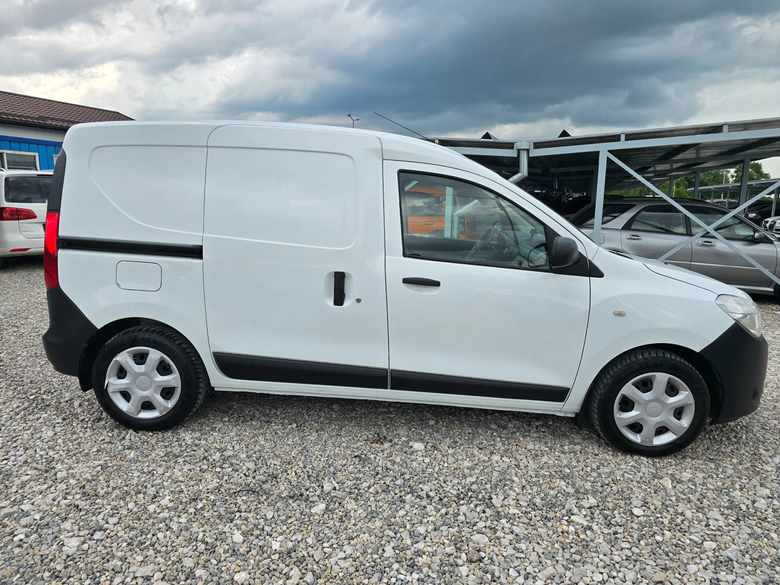 Dacia Dokker 1, 5 DCI КЛИМАТИК !! НОВ ВНОС !!!, снимка 6 - Автомобили и джипове - 54806959