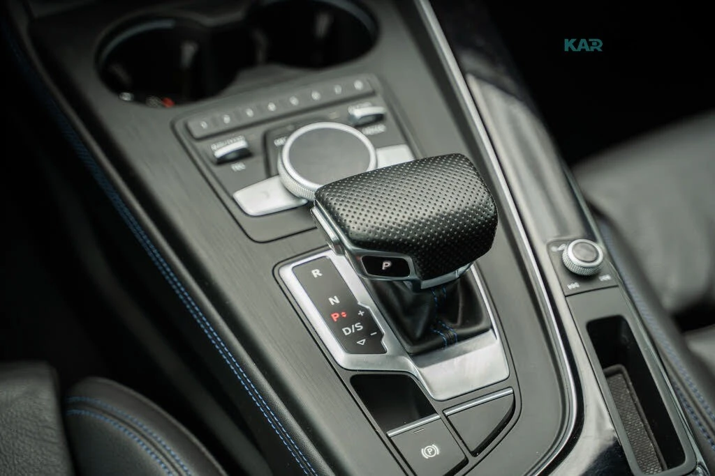 Audi A5 Technik* 45TFSI* АвтоКредит* (ЦЕНА ДО БГ), снимка 15 - Автомобили и джипове - 54839430