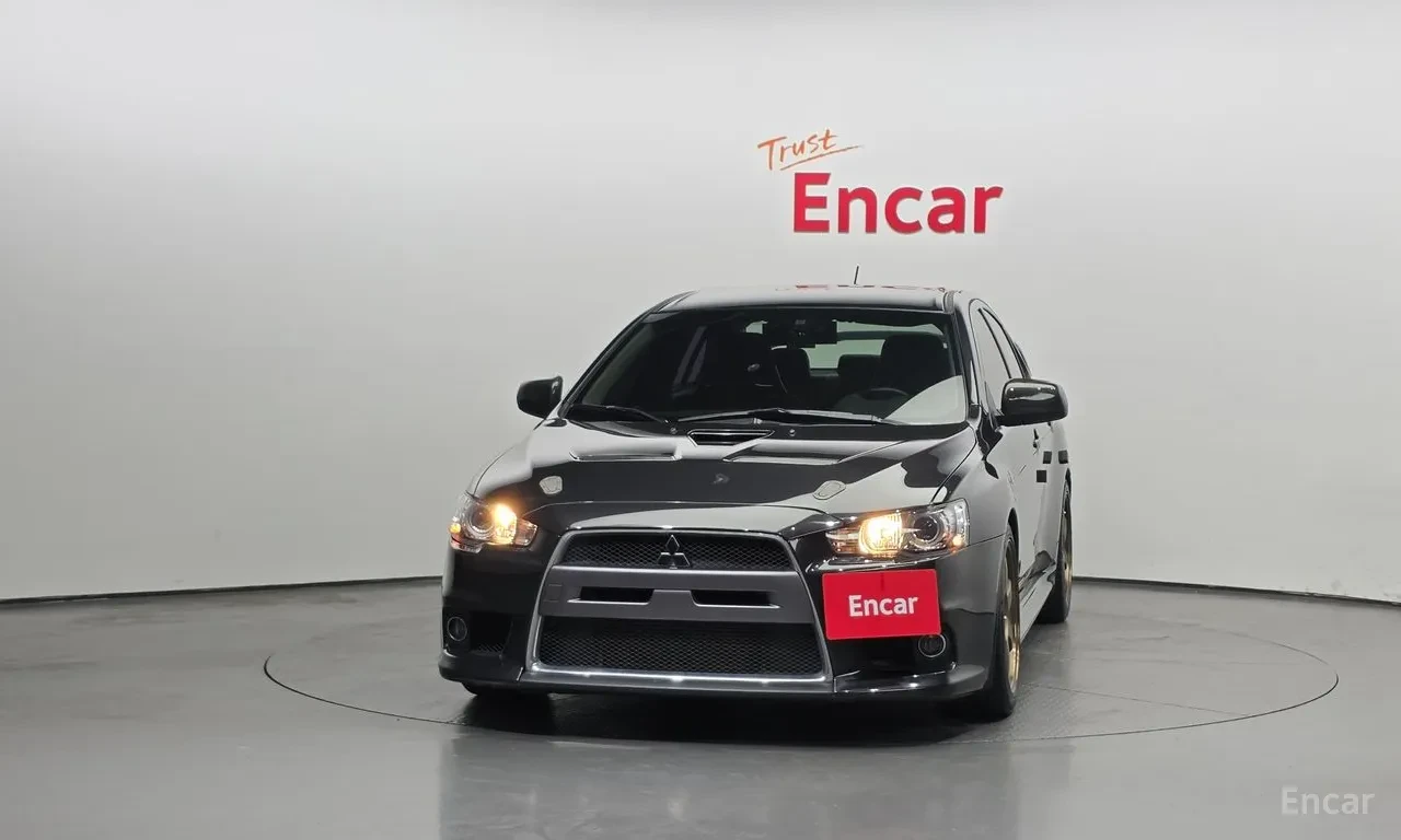 Mitsubishi Lancer EVOLUTION X 2.0 TURBO * TC-SST * S-AWC 