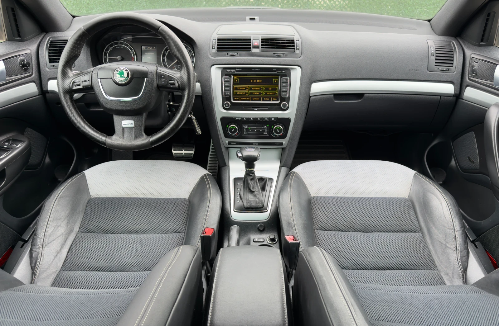 Skoda Octavia 2.0TDi 170hp//VRS* DSG, снимка 11 - Автомобили и джипове - 55850018