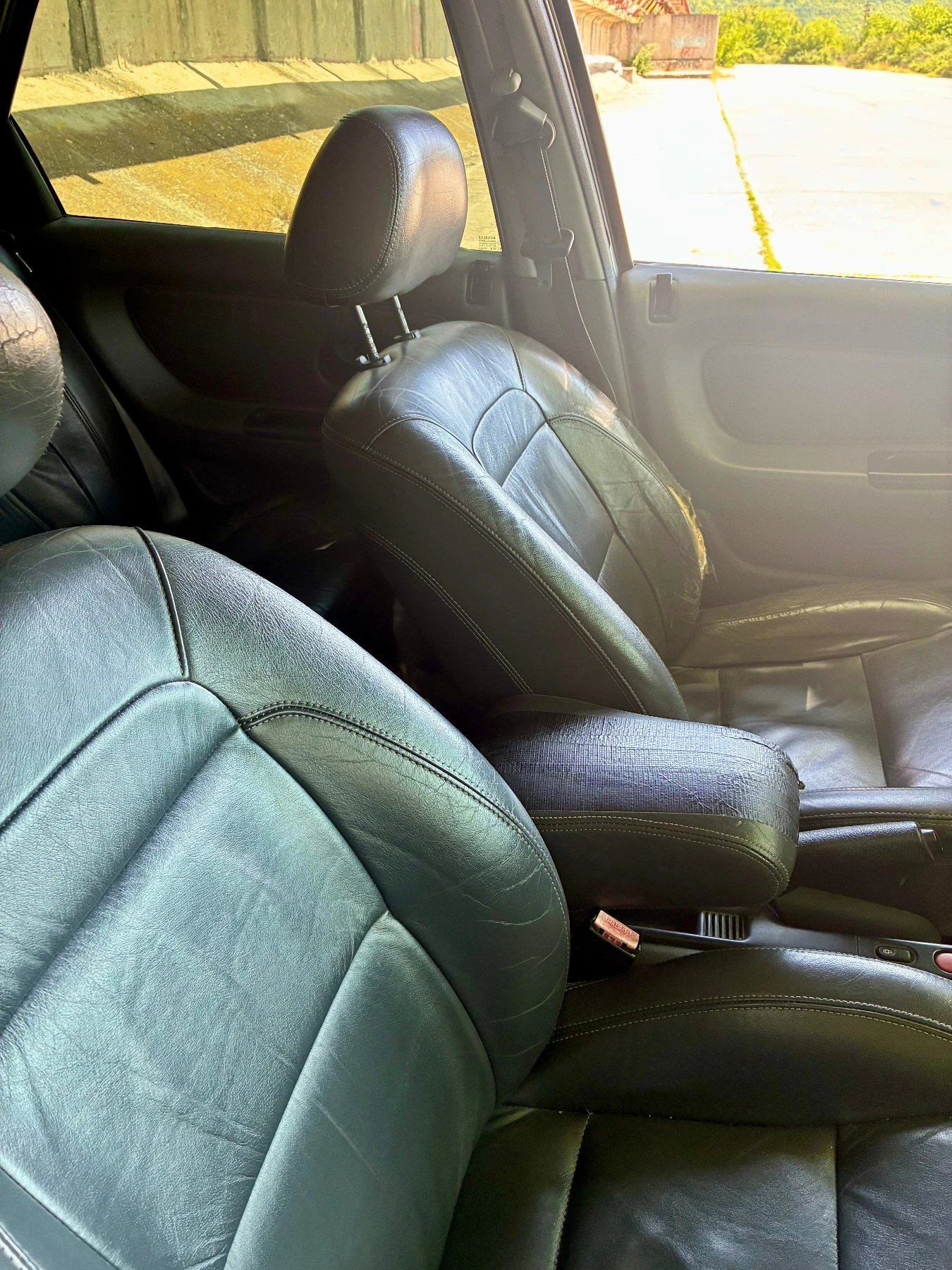 Renault Laguna 2.0 бензин , снимка 7 - Автомобили и джипове - 56057273