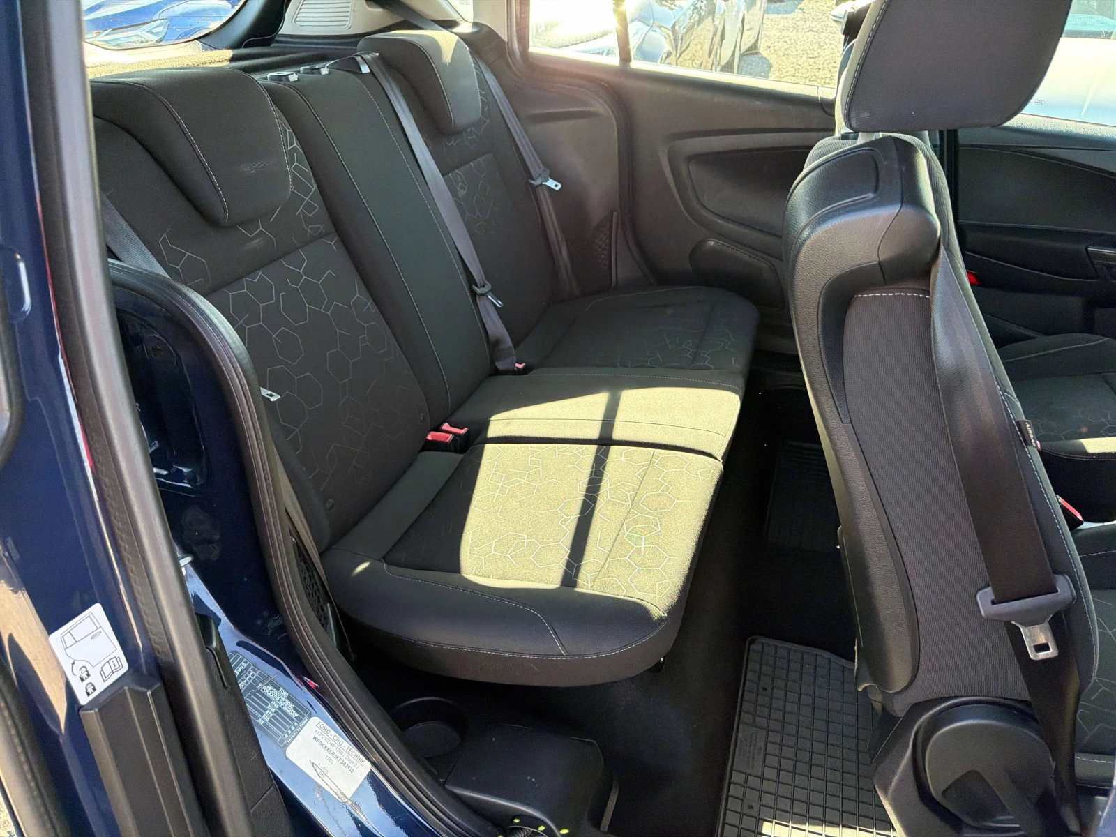 Ford B-Max 1.4i GPL Регистриран / Реални КМ / Без Ръжда, снимка 7 - Автомобили и джипове - 56325409