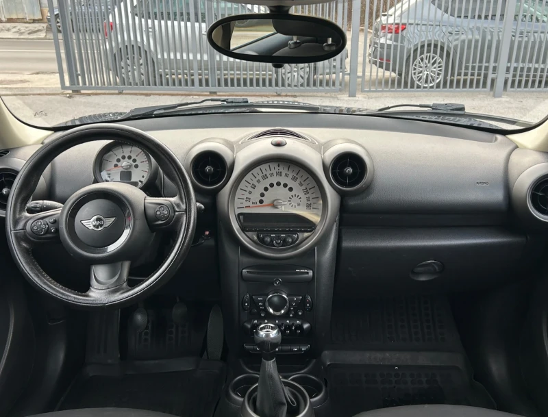 Mini Countryman 1.6D, снимка 11 - Автомобили и джипове - 48527957