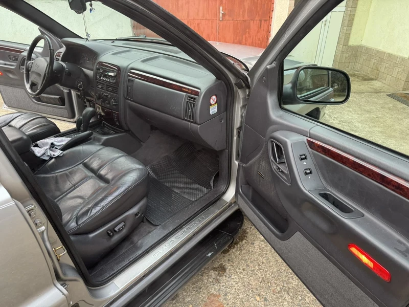 Jeep Grand cherokee 4.0, снимка 12 - Автомобили и джипове - 48742650